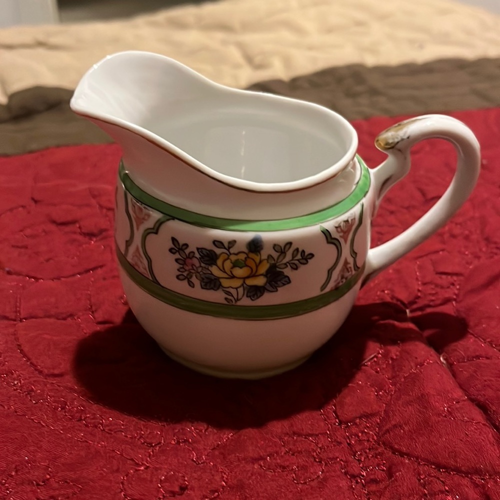 Nippon Vtg creamer hand painted from Japan